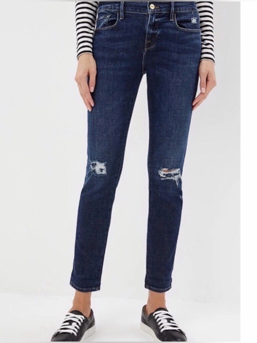 FRAME Le Garçon distressed jeans